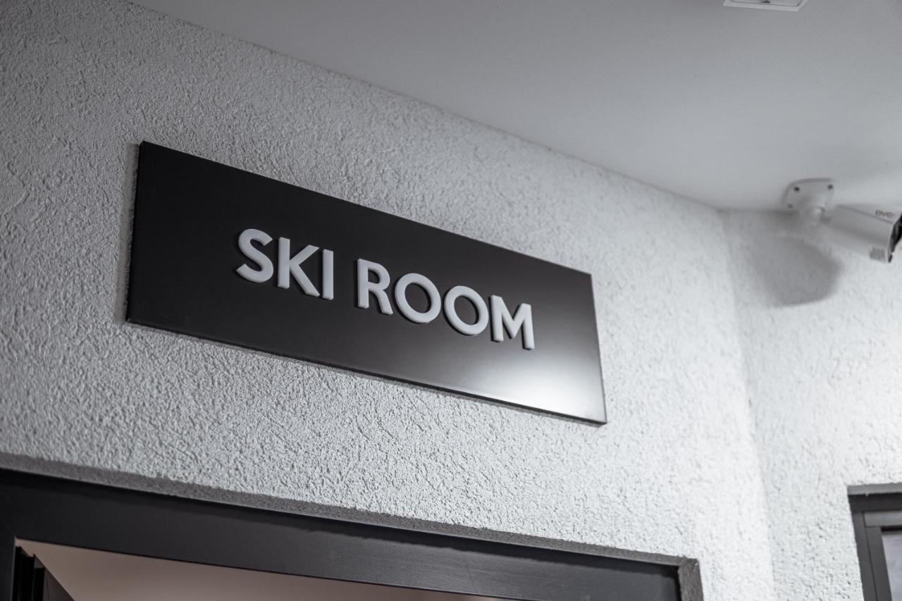 Aparthotel Rajska Τζαχορίνα Εξωτερικό φωτογραφία