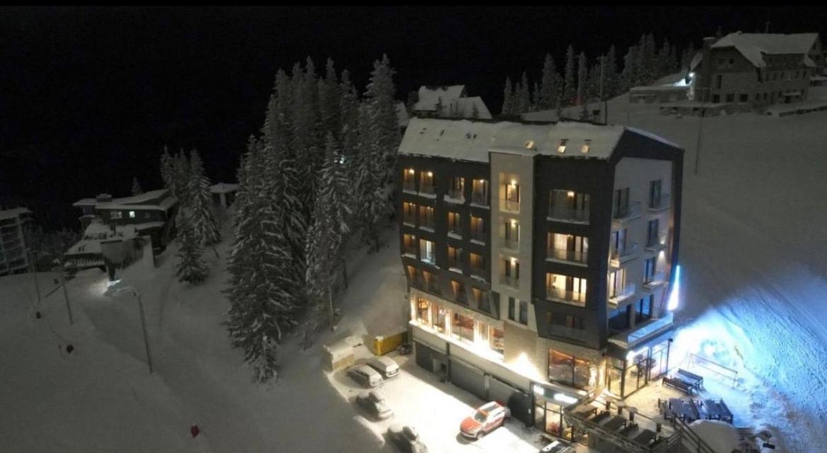 Aparthotel Rajska Τζαχορίνα Εξωτερικό φωτογραφία